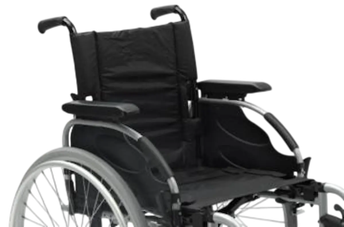 Cadeira de rodas Invacare Action2 NG - Image 4
