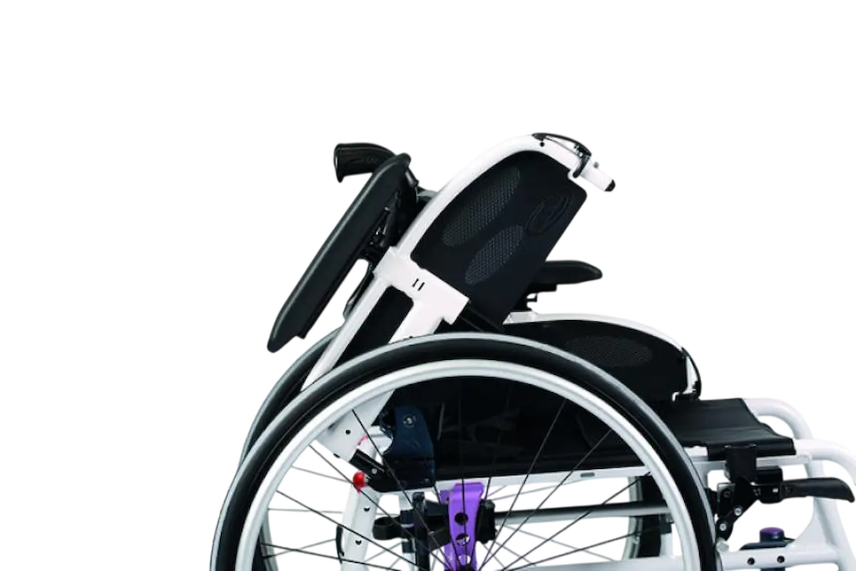 Cadeira de rodas Invacare Action5 - Image 4